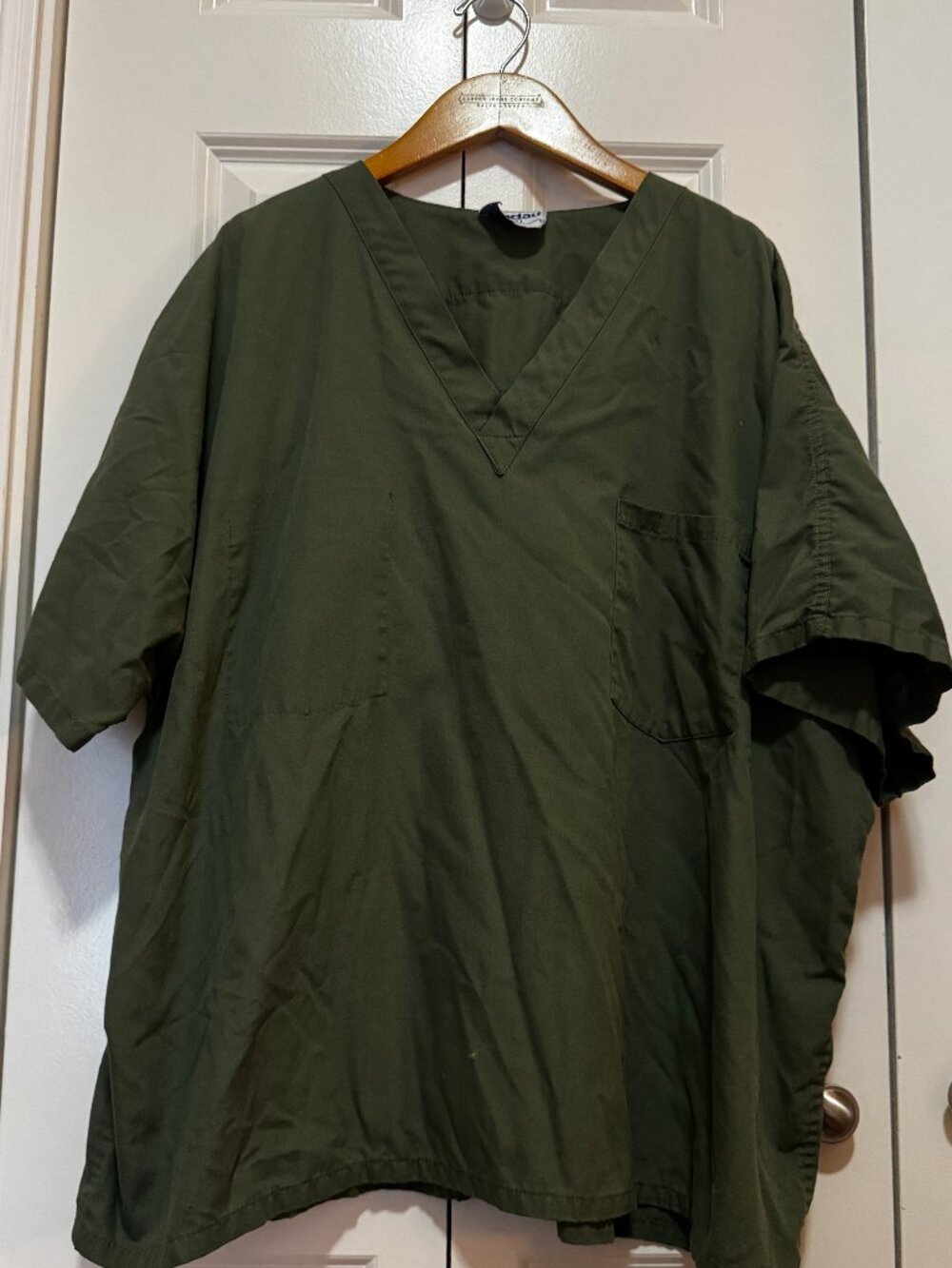 Landau Olive Green Unisex V-Neck Medical Scrub Top 2 Pocket Dolman Back Yoke